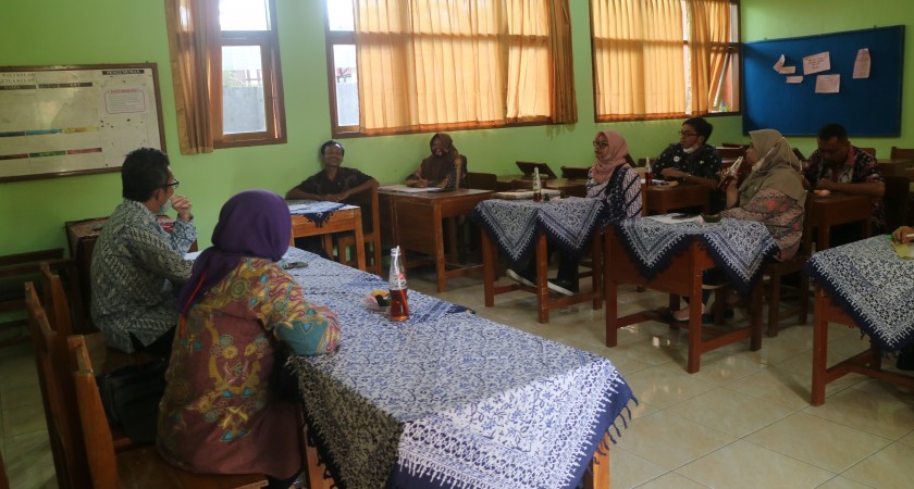 Kunjungan Dinas Lingkungan Hidup Kota Pekalongan Dalam Rangka Monitoring dan Persiapan Menuju Sekolah Adiwiyata Nasional